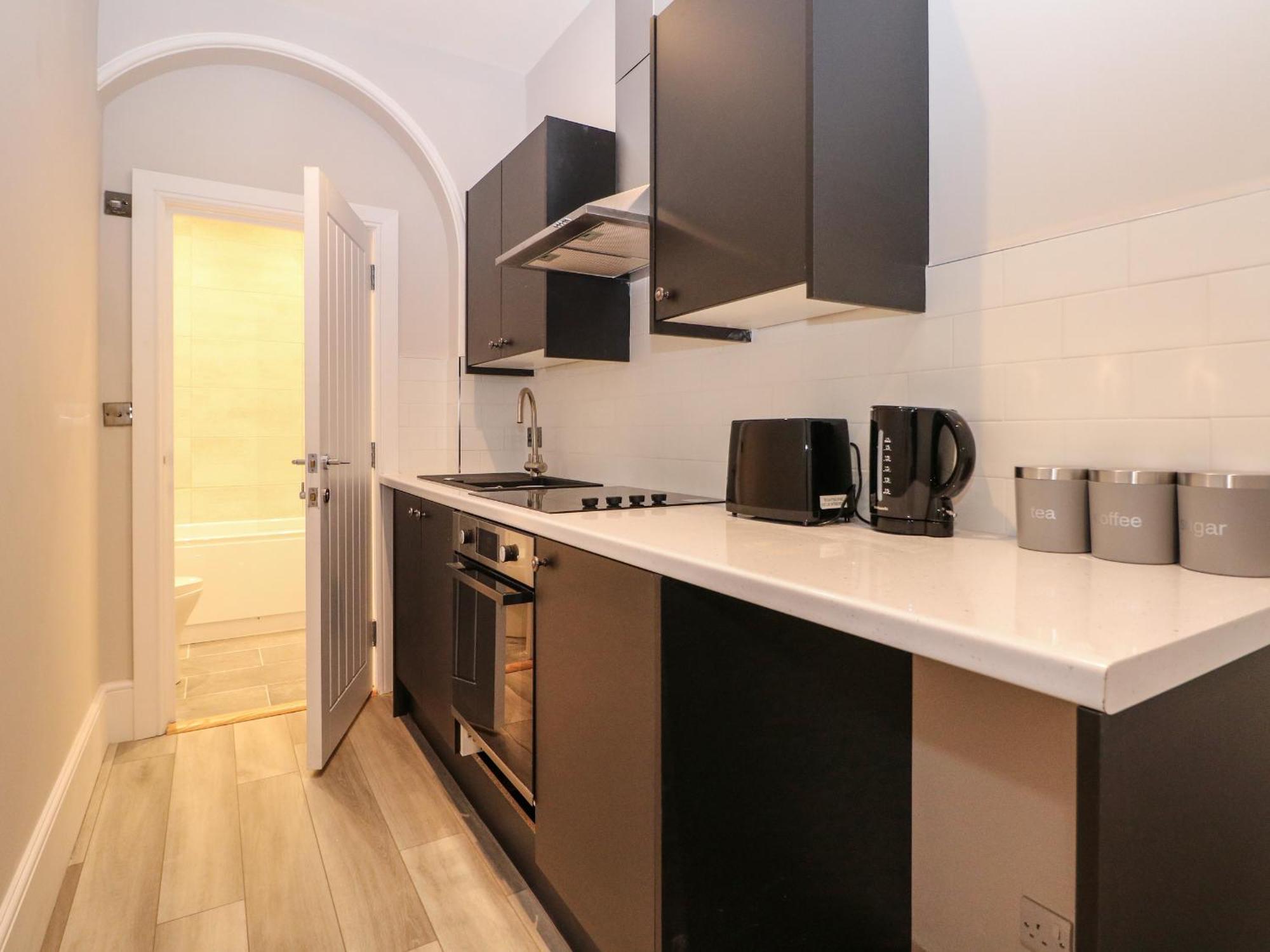 1 The Charleston Apartment Сийфорд Екстериор снимка